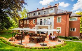 Manor House